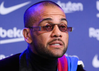 Daniel Alves é recusado por mais um clube e segue com futuro indefinido