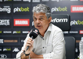 Definiu! Vasco acerta substituto de Maurício Souza