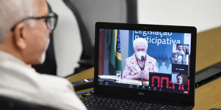 Edvaldo diz que transporte é direito e precisa de financiamento federal