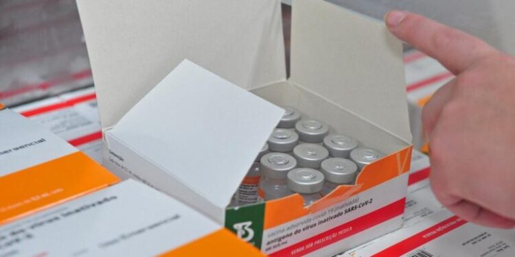 Saúde tem 1,2 milhão de doses garantidas para imunização de crianças