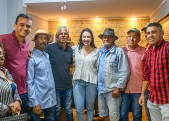 Danielle visita Carira e debate potencialidades econômicas da região