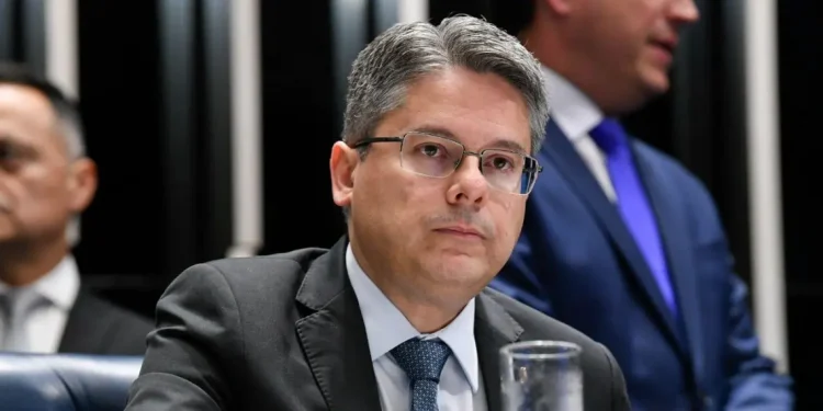 “Sergipe precisa de um gestor com coragem e disposição para romper com os privilégios e fazer o que realmente é necessário”, diz Alessandro