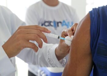 Influenza: SMS segue vacinando enquanto houver estoque