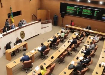 Atual situação do Plano de Cargos, Carreira e Vencimentos dos servidores é discutida na Alese