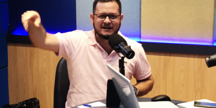 Pré-candidato Anderson Gois destaca em entrevistas o que tem visto por Aracaju