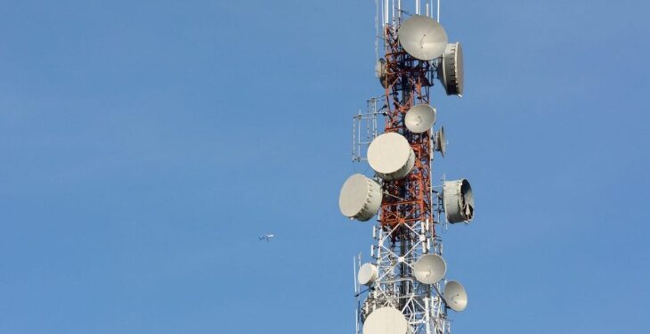 Sancionada lei que facilita instalação de antenas 5G