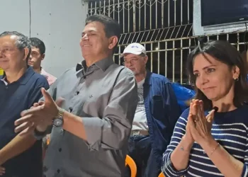 Em evento no Bairro Santa Maria, Valmir apresenta Emília como sua pré-candidata a vice-governadora