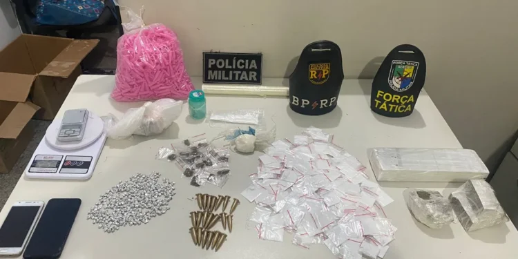 Policia prende duas pessoas por suspeita de tráfico e apreende cocaína e maconha em Nossa Senhora do Socorro