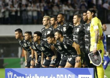 Copa do Brasil: Santos vence, mas Corinthians fica com a vaga