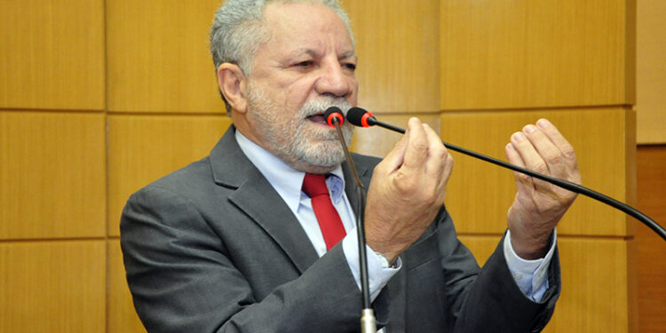 Deputado defende que apologia à violência não cabe em uma Democracia