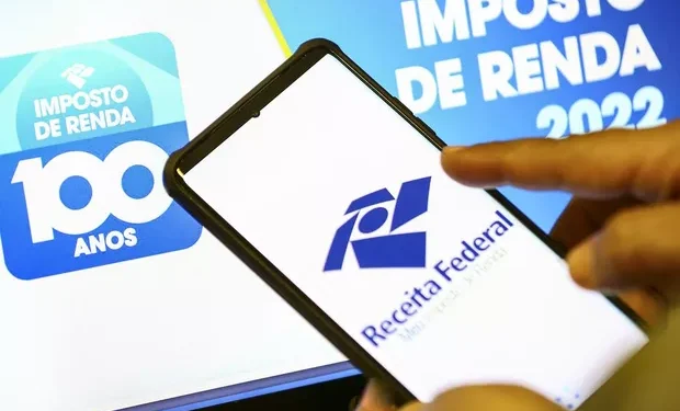 Sem correção, IR atingirá quem recebe 1,5 salário mínimo em 2023