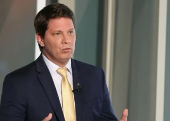 Mário Frias sofre infarto e é internado na UTI em Brasília