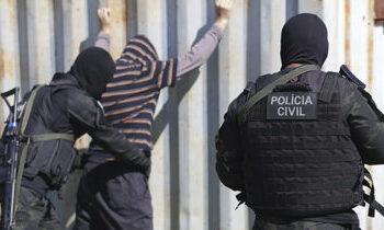 PM prende homem por porte ilegal de arma de fogo em Lagarto