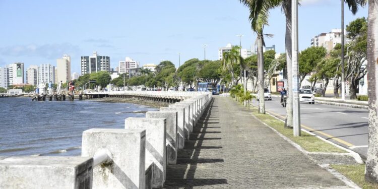 Prefeito Edvaldo autoriza recuperação das calçadas das avenidas Otoniel Dórea, Ivo do Prado e Rio Branco
