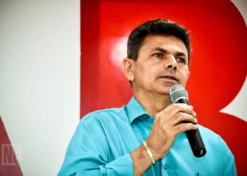 Colunista do UOL, jornalista Carlos Medeiros, diz que “cor azul deve deixar de fora político do Partido Liberal líder no Nordeste”