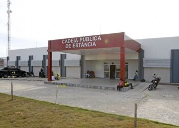 Polícia Penal realiza revista na Cadeia Pública de Estância
