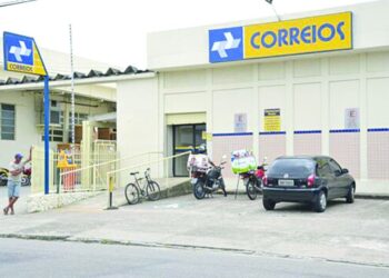 Trabalhadores dos Correios reivindicam reposição salarial
