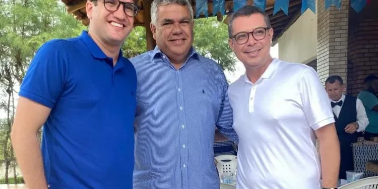 Em Itaporanga, Fábio reúne prefeito Otávio Sobral e lideranças