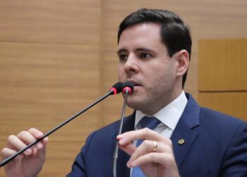 Rodrigo Valadares faz alerta a eleitores cristãos&nbsp;