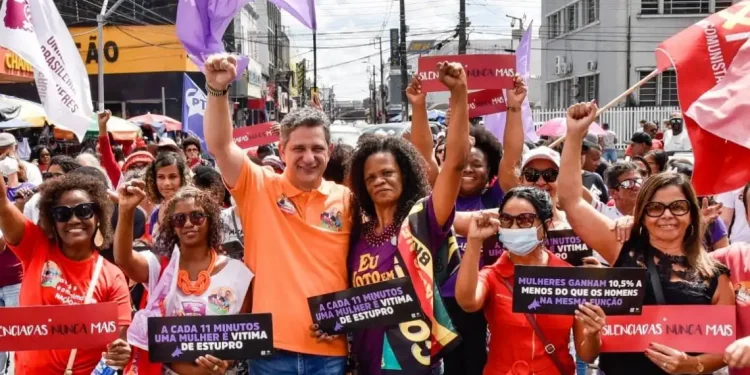 Rogério Carvalho participa de manifesto “Mulheres Juntas pelo Brasil” e reforça compromisso com a igualdade de gênero