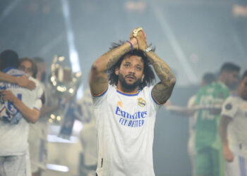 Especulado em Fluminense e Botafogo, Marcelo surpreende e define futuro no futebol