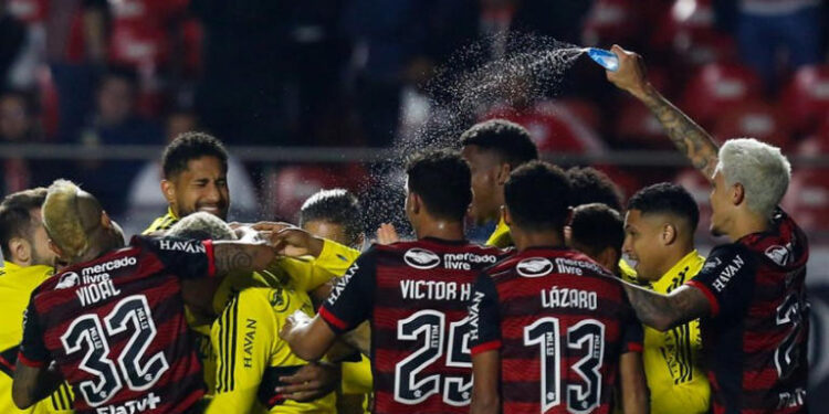 ‘Diferença do Flamengo para outros, inclusive o Palmeiras, é muito grande’, diz jornalista