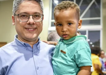 Sancionada emenda de Alessandro Vieira que garante R$ 5,8 bi para adequação do Benefício da Primeira Infância