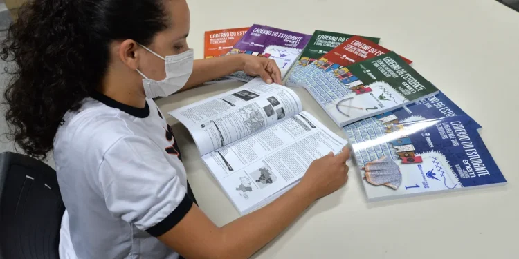 Pré-Universitário Seduc promove revisão presencial para o Enem