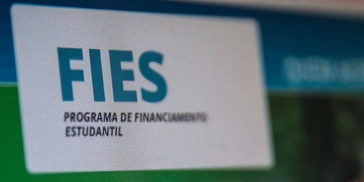 Inscrições para o Fies 2022 terminam nesta sexta-feira