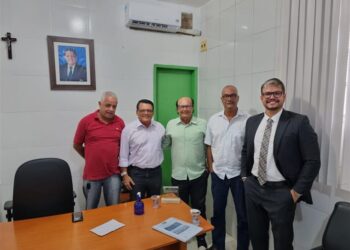 Prefeitura da Barra dá primeiro passo para regularização fundiária da comunidade da praia do Jatobá