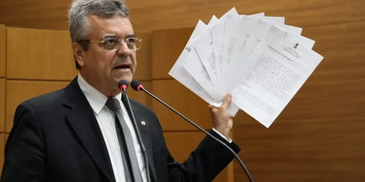 Pimentel relembra luta pela reestruturação da SE-265, que liga Itaporanga a Lagarto
