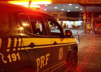 Malhada dos Bois: PRF flagra mulher com maconha na BR-101