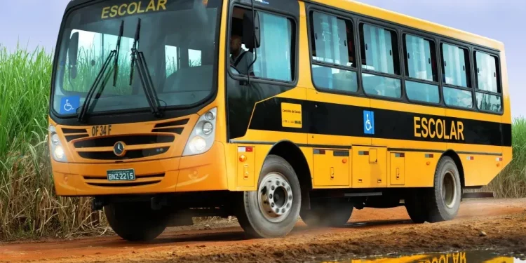 Regularização do serviço de transporte escolar em Itabi é destacada no Plenário da Assembleia Legislativa