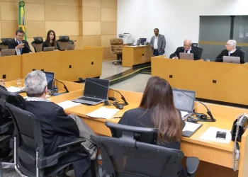 Julgamentos da sessão do TCE registra irregularidades em contas, pagamentos sem notas fiscais e perda de produtos por vencimento