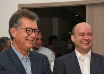 Laércio quer criar programa de qualificação profissional para setor de petróleo e gás