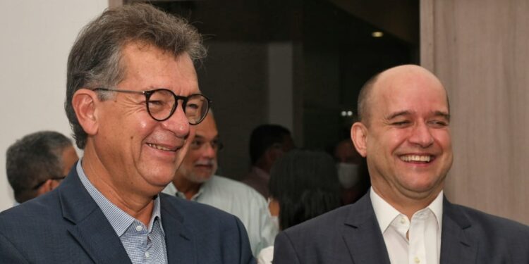 Laércio quer criar programa de qualificação profissional para setor de petróleo e gás