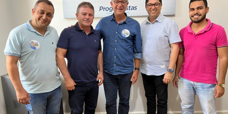 Marival Santana e Fábio Rabelo, de Simão Dias, declaram apoio a Laércio