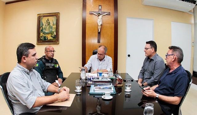 Belivaldo assina autorização para chamada de 71 aprovados no concurso da PM-SE e 13 do Corpo de Bombeiros