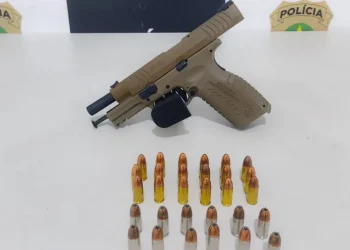 Denarc apreende arma de circulação restrita na região central de Aracaju