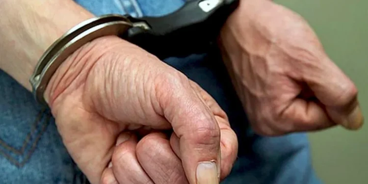 Polícia prende um homem suspeito de estuprar uma criança em Capela