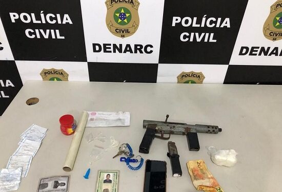 Homem é preso por comercializar drogas nas imediações de uma escola