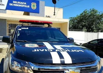 Polícia Civil flagra jovem durante manobras perigosas nas proximidades de escola, na cidade de  Ribeirópolis