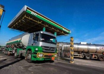 Petrobras reduz preços de venda de diesel para as distribuidoras