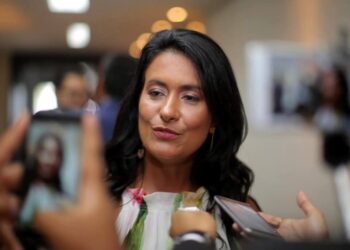 Eliane Aquino (PT) informa que segue firme em sua candidatura a federal, aprovada pelo seu partido