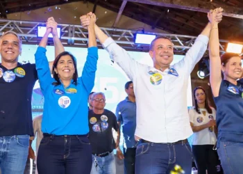 Fábio Mitidieri recebe apoio dos prefeitos de Estância e Riachão