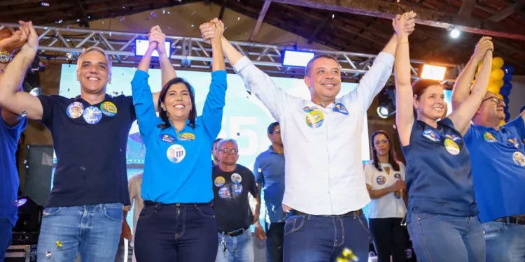 Fábio Mitidieri recebe apoio dos prefeitos de Estância e Riachão