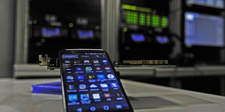 Consumidores apresentam quase 1 milhão de reclamações na Anatel