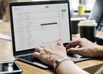 Seis de cada dez contratados no 1º semestre têm menos de 25 anos