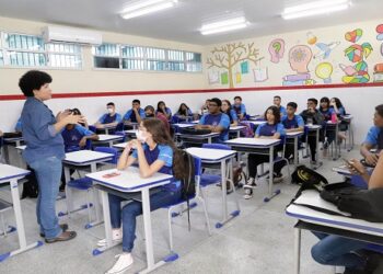 Seduc realiza quinta convocação de 134 professores temporários