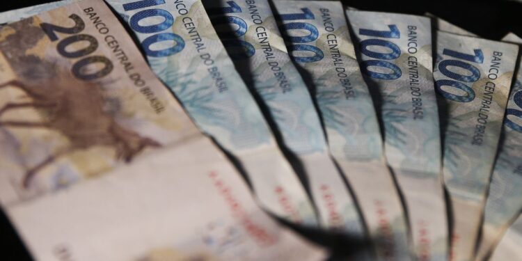 Cerca de R$ 9,2 bilhões de saque extraordinário voltarão ao FGTS